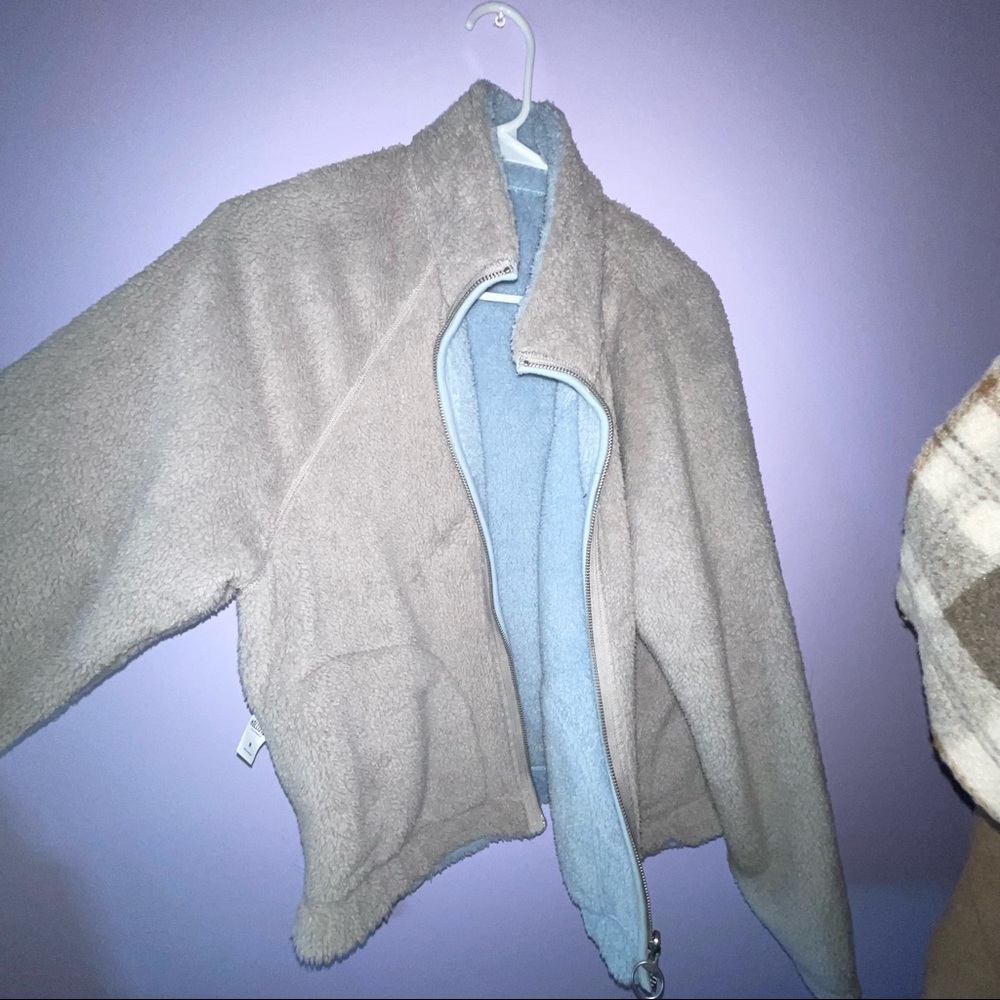 Hollister jacket